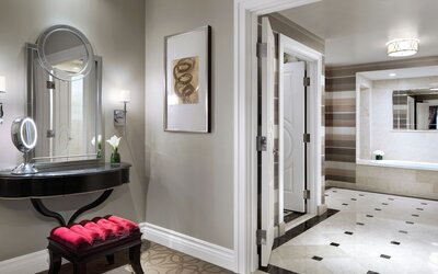 The Palazzo Prestige Club Lounge