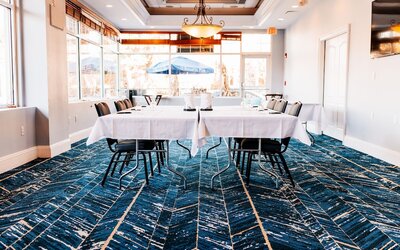 Salem Waterfront Hotel & Suites
