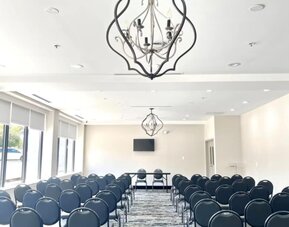 Holiday Inn Express And Suites Washington Dc Noma by IHG