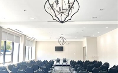 Holiday Inn Express And Suites Washington Dc Noma by IHG