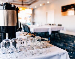Salem Waterfront Hotel & Suites