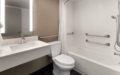 Holiday Inn Express And Suites Washington Dc Noma by IHG