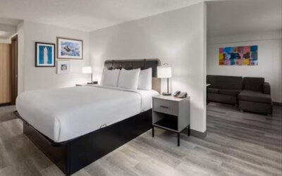 Holiday Inn Express And Suites Washington Dc Noma by IHG