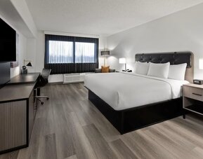 Holiday Inn Express And Suites Washington Dc Noma by IHG
