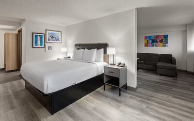 Holiday Inn Express And Suites Washington Dc Noma by IHG