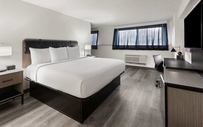 Holiday Inn Express And Suites Washington Dc Noma by IHG