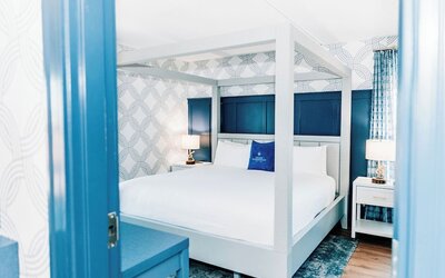 Salem Waterfront Hotel & Suites