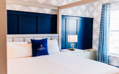 Salem Waterfront Hotel & Suites