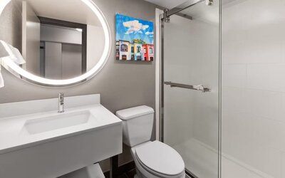 Holiday Inn Express And Suites Washington Dc Noma by IHG