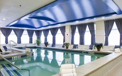 Salem Waterfront Hotel & Suites