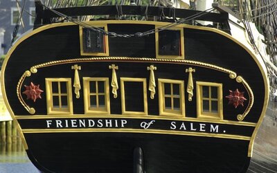 Salem Waterfront Hotel & Suites