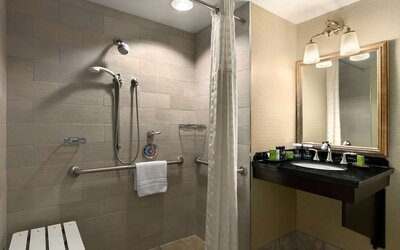 Embassy Suites by Hilton Washington DC Chevy Chase Pavilion