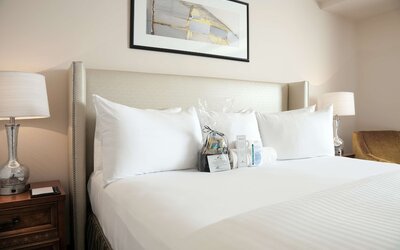 State Plaza Hotel