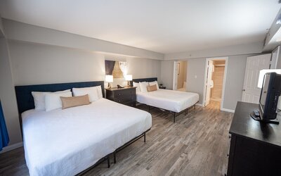 Stay Together Suites | Strip Condominium