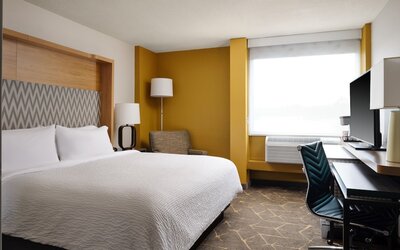 Holiday Inn Boston - Dedham Hotel & Conference Center by IHG