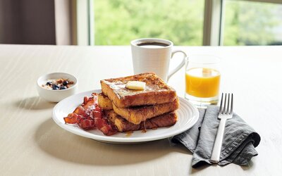 Holiday Inn Boston - Dedham Hotel & Conference Center by IHG
