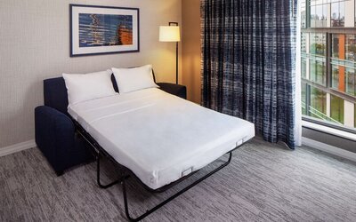 Hampton by Hilton at the Boston Seaport District