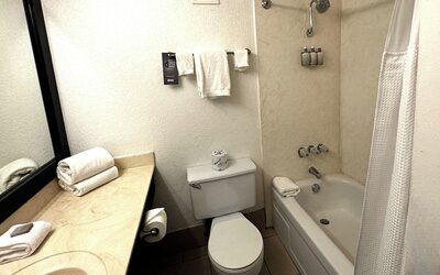 OYO Hotel and Casino Las Vegas