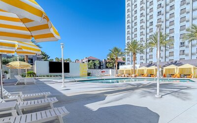 OYO Hotel and Casino Las Vegas