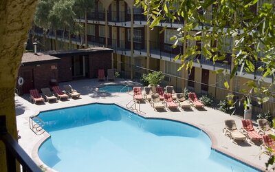 Mardi Gras Hotel & Casino