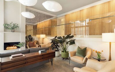 Hotel Veritas