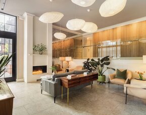 Hotel Veritas