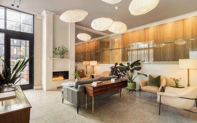 Hotel Veritas