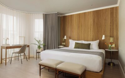 Hotel Veritas