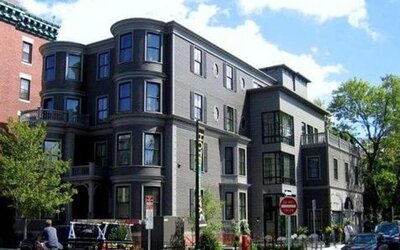 Hotel Veritas