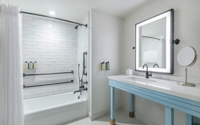 Beacon Hotel & Corporate Quarters
