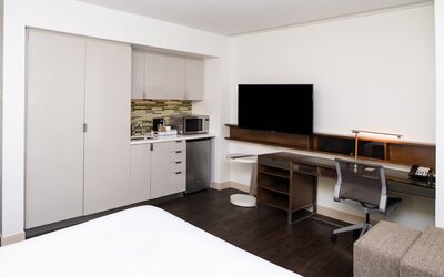 Element Lexington