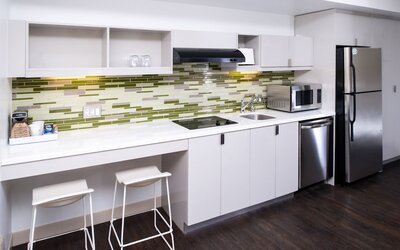 Element Lexington