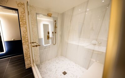 Circa Resort & Casino – Adults Only