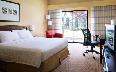 Sonesta Select Las Vegas Summerlin