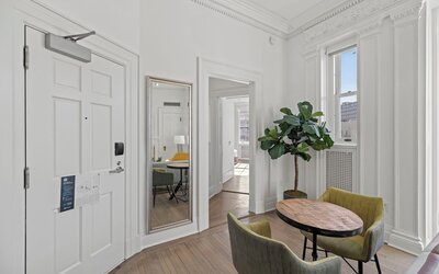 Placemakr Dupont Circle