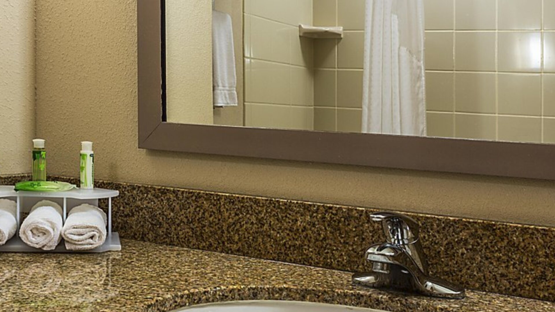 Holiday Inn Express & Suites Marathon