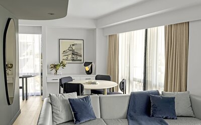 The Morrow Washington Dc, Curio Collection By Hilton