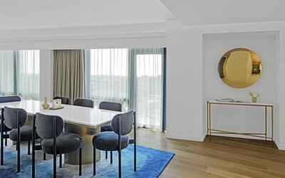 The Morrow Washington Dc, Curio Collection By Hilton