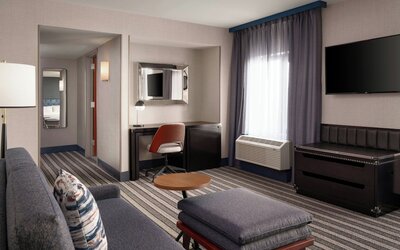 Courtyard by Marriott Boston Brookline