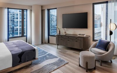 The Morrow Washington Dc, Curio Collection By Hilton