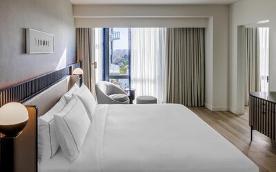 The Morrow Washington Dc, Curio Collection By Hilton