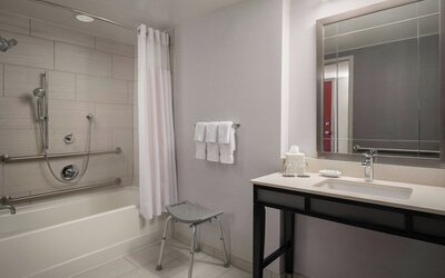 Courtyard by Marriott Boston Brookline