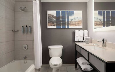 Courtyard by Marriott Boston Brookline