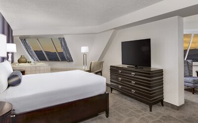 Luxor Hotel and Casino