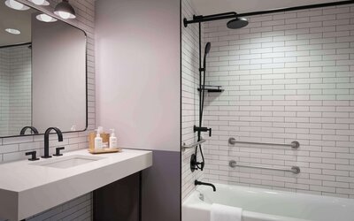 Freepoint Hotel Cambridge, Tapestry Collection by Hilton
