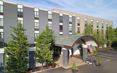 Freepoint Hotel Cambridge, Tapestry Collection by Hilton