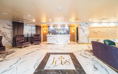 Iris Hotel Boston