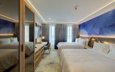 Iris Hotel Boston