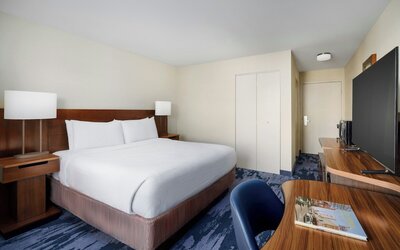 Room, 1 King Bed - 1 King Bed