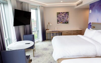 Iris Hotel Boston